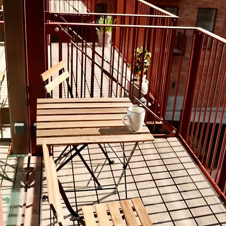 Boheme-luxury In Carlsberg - With 1 Bedroom *